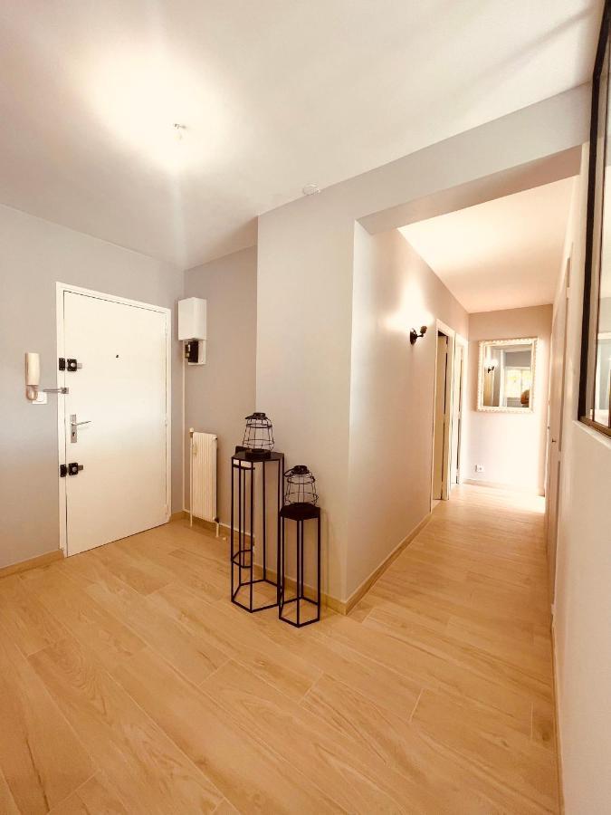 La Montagne Ca Vous Gagne ! Apartment Cluses Exterior foto